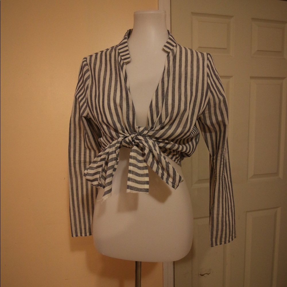 Boohoo crop top